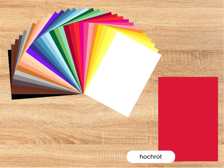 Tonpapier hochrot neben Tonpapierfächer